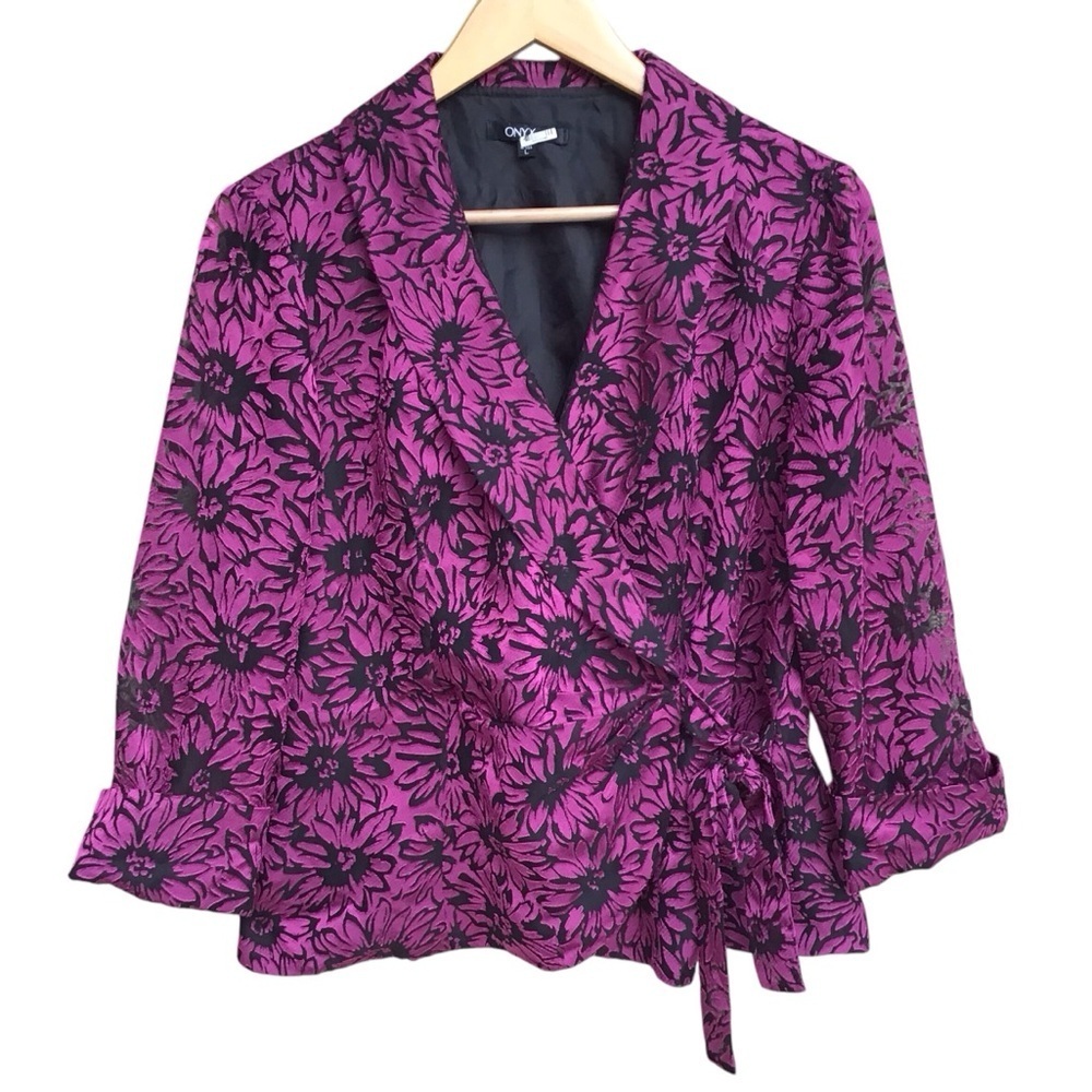 Onyx Pink Black Floral Tie Front Blouse Women’s Size Large